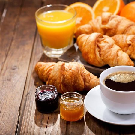 Bed and Breakfast Il Ruggi Bb Salerno Zewnętrze zdjęcie